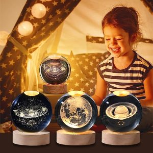 Lampă LED iluminată cu modele astronomice 3D | LUMABALL